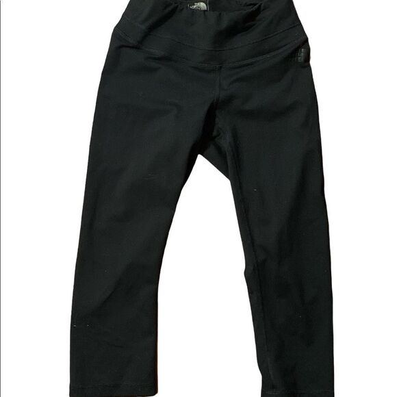NICE SOLID BLACK LOGO WOMEN THE NORTH FACE CROPPED LEGGINGS sz XS - Picture 1 of 4